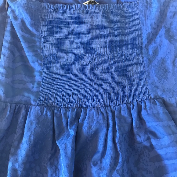 Cute mini dress with pockets! - Picture 4 of 6